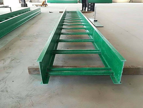 玻璃鋼復(fù)合材料電纜橋架性?xún)r(jià)比好托盤(pán)式電纜橋架定做找六強(qiáng)