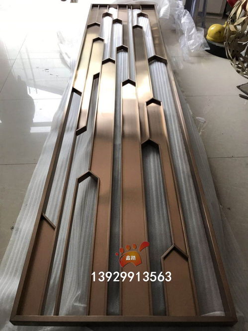 酒店大堂裝飾金屬屏風與客廳不銹鋼隔斷 來圖定制玫瑰金不銹鋼花格與集成房屋的完美融合